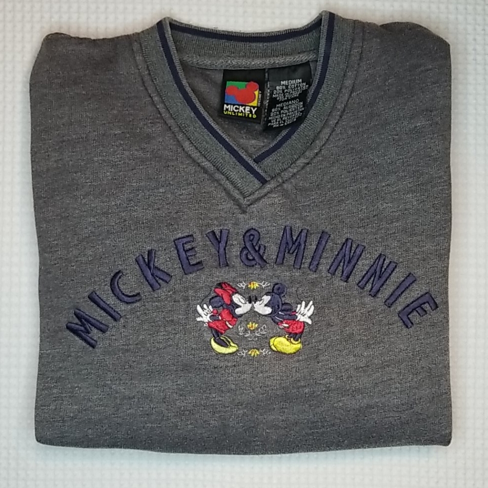 Vintage Embroidered Mickey Mouse Sweater